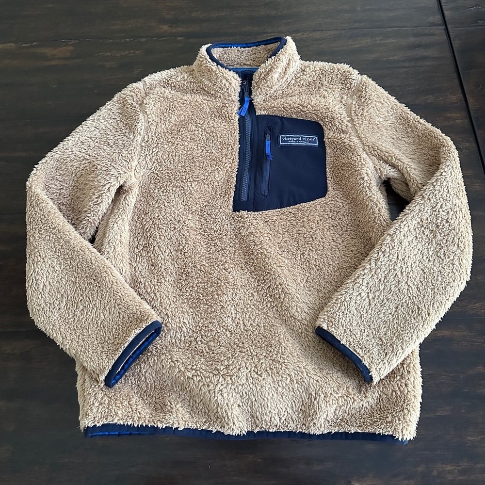 EUC Boys Vineyard Vines Super Shep